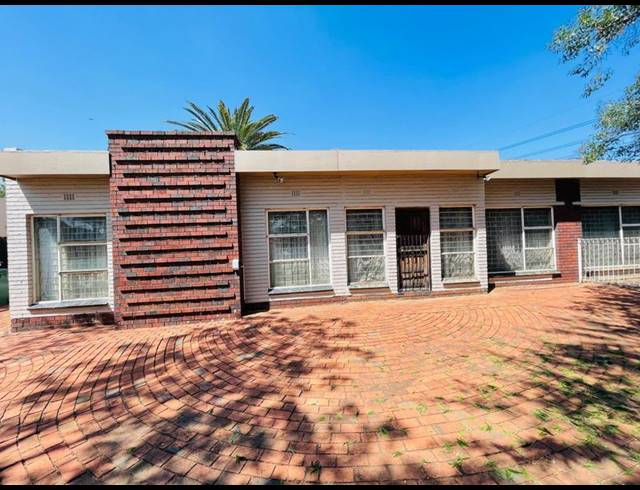 3 BEDROOM HOUSE FOR SALE IN RANDHART